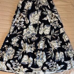 Mahina Black and White Leaf Print A-Line Skirt